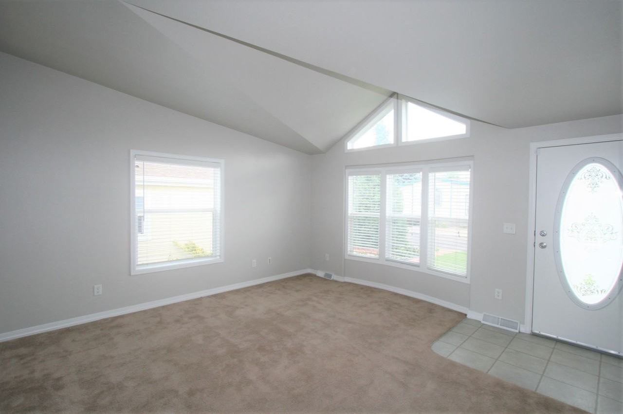 7623 Black Bear Pt - Photo 2 of 13