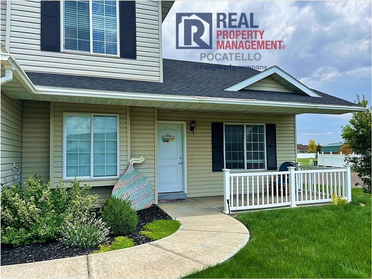 4503 Hershey Loop - Photo 2 of 29