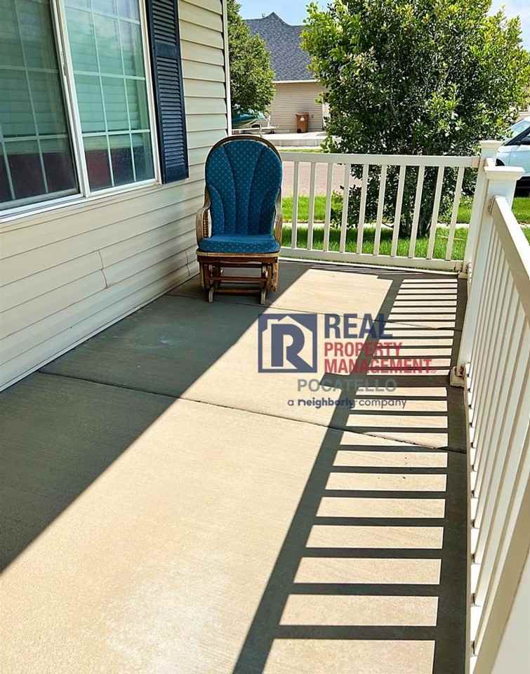 4503 Hershey Loop - Photo 3 of 29