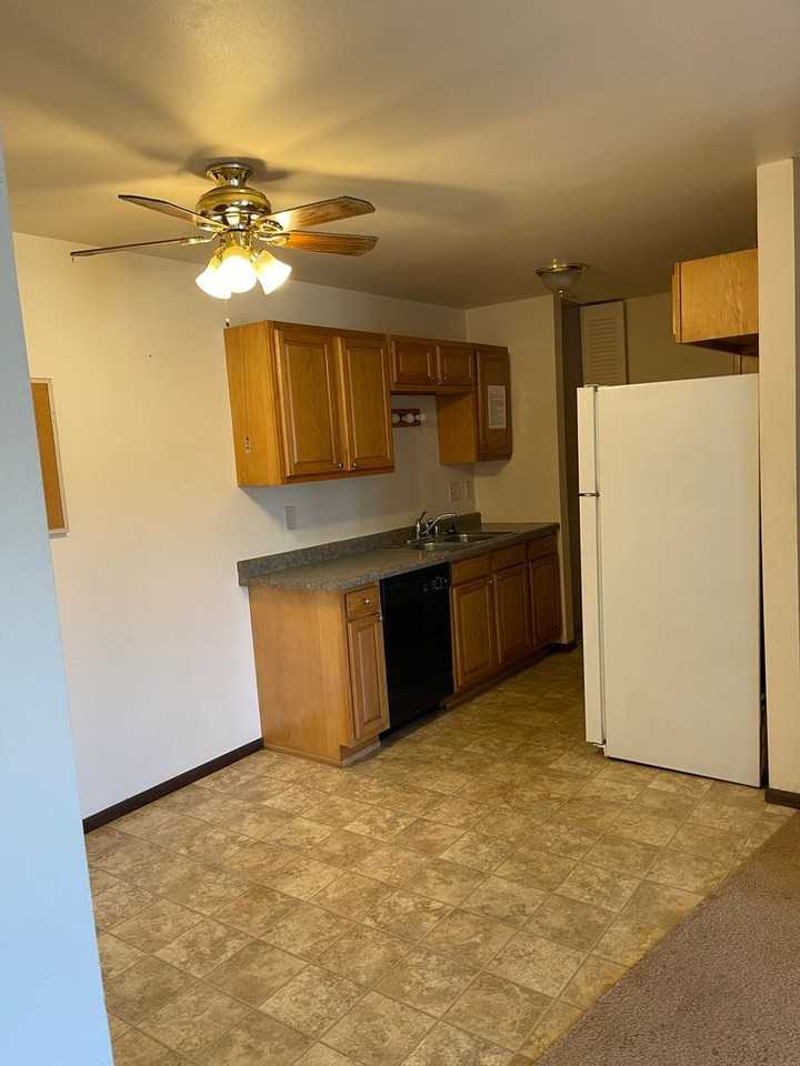 Fleetfoot Apartment Homes - Photo 3 of 20