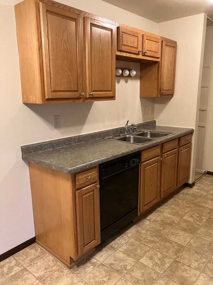 Fleetfoot Apartment Homes - Photo 5 of 20