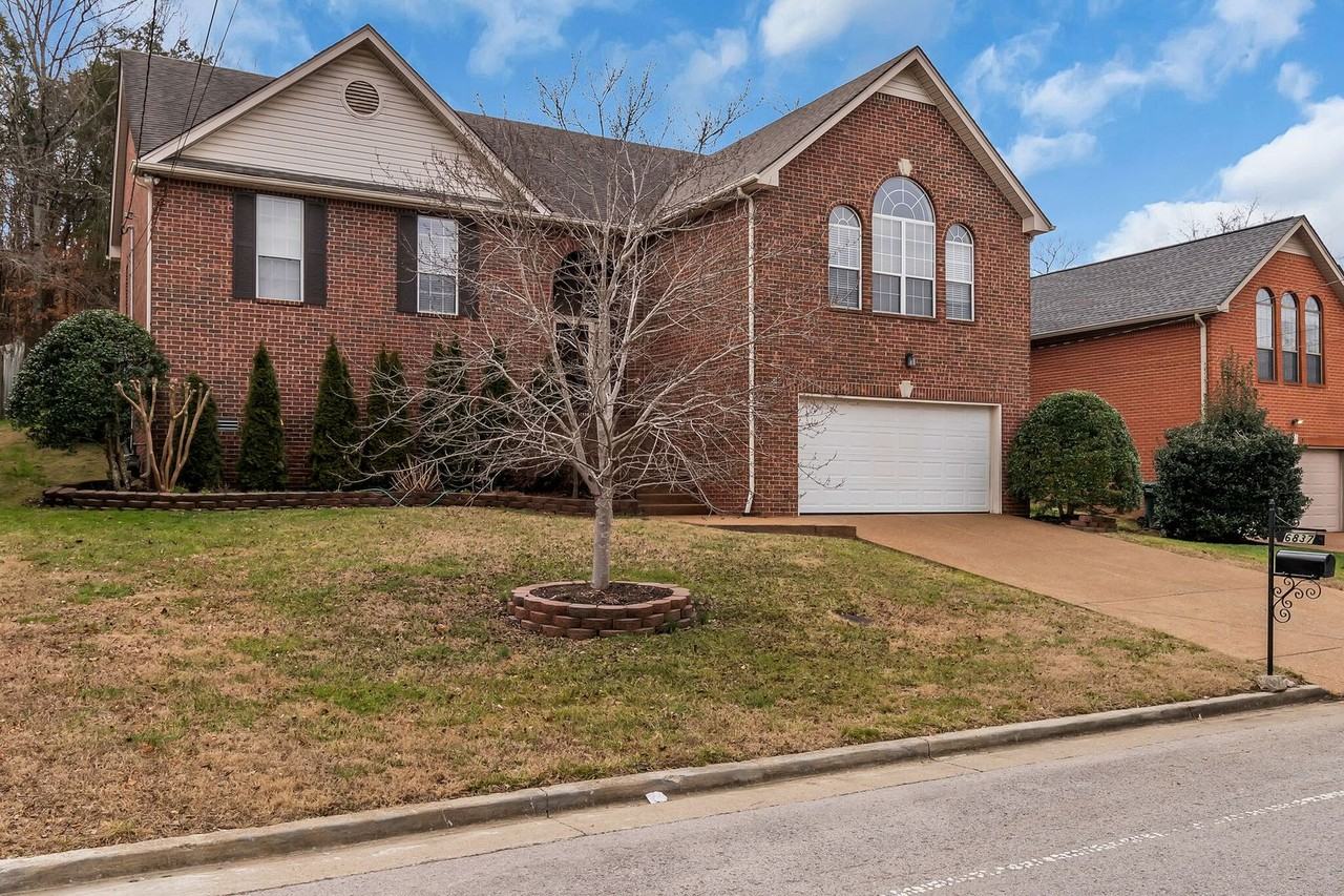 6837 Sunnywood Dr - Photo 2 of 37