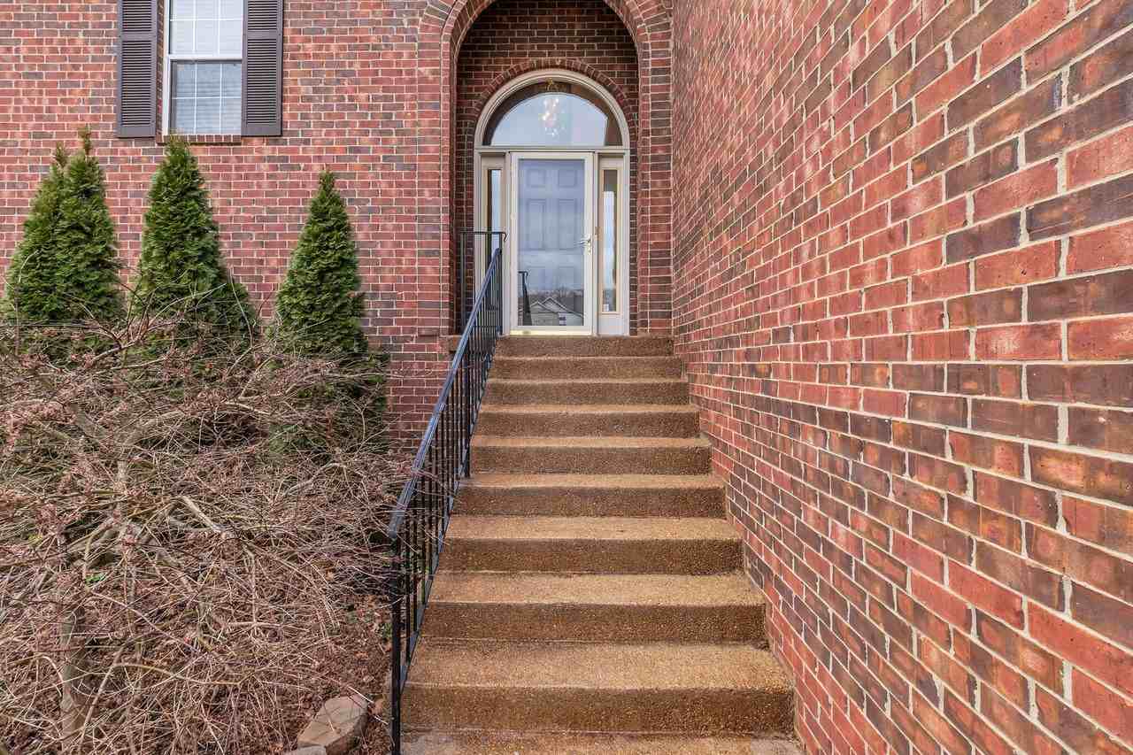 6837 Sunnywood Dr - Photo 4 of 37