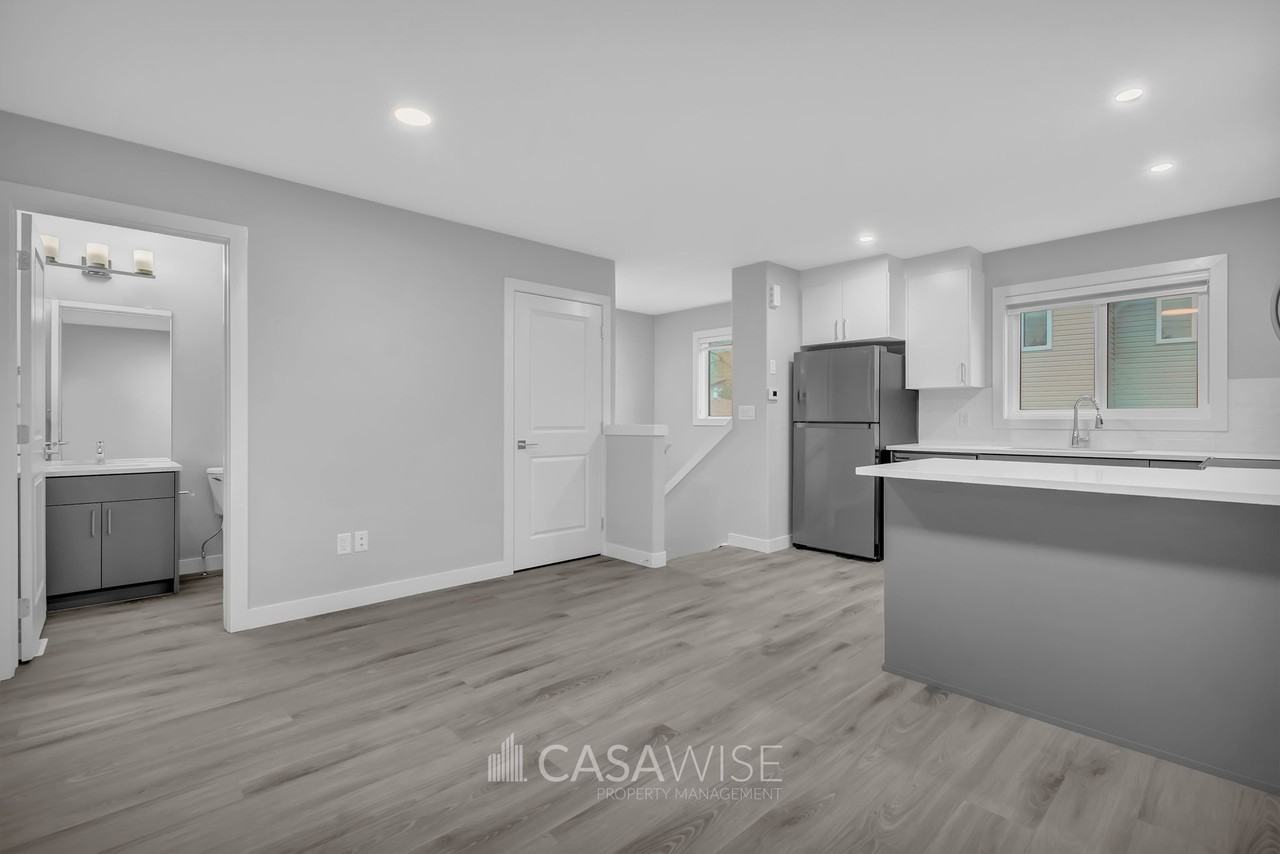 12011G 103 St Nw #GS - Photo 2 of 14