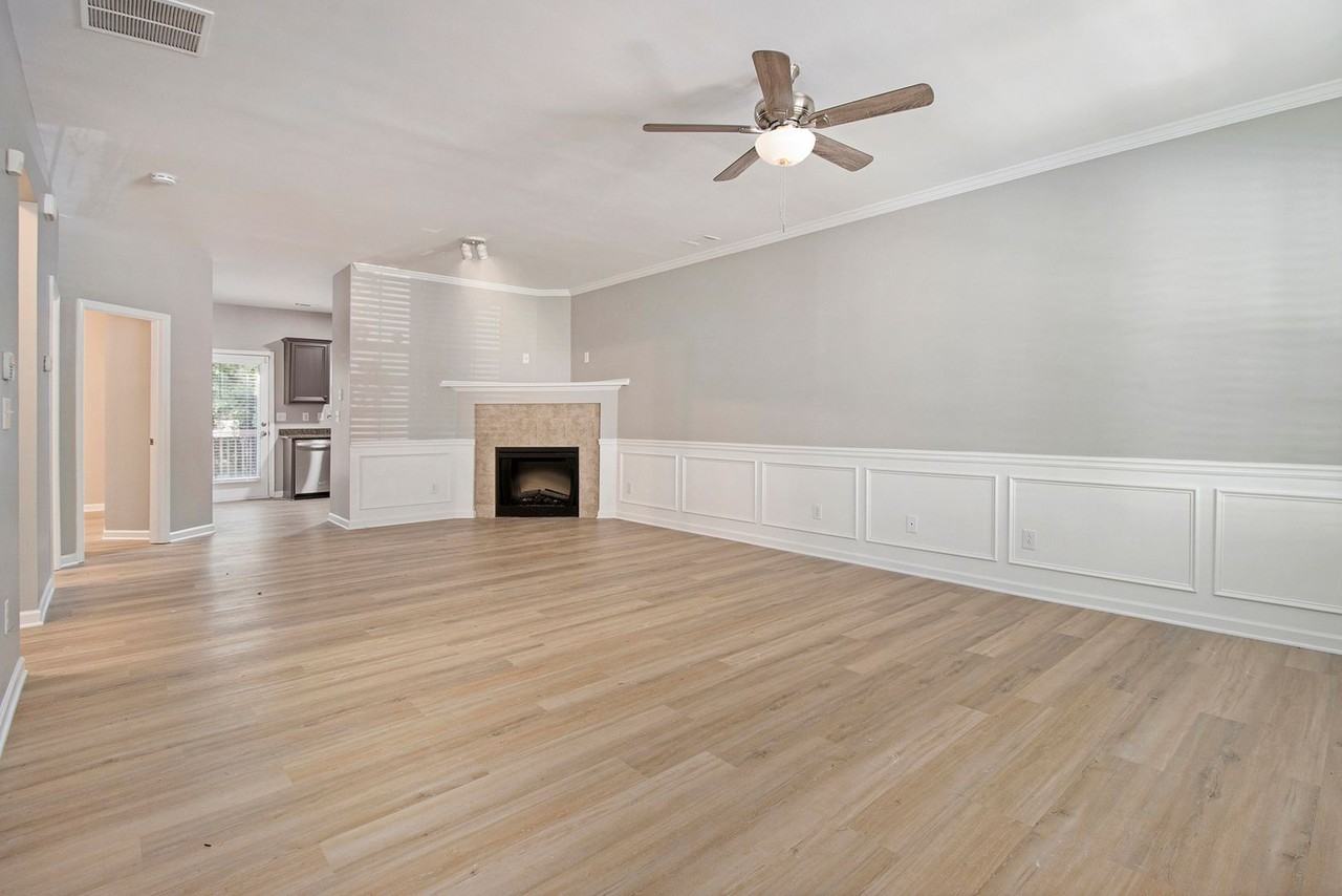2832 Ridgeview Dr Sw - Photo 3 of 25