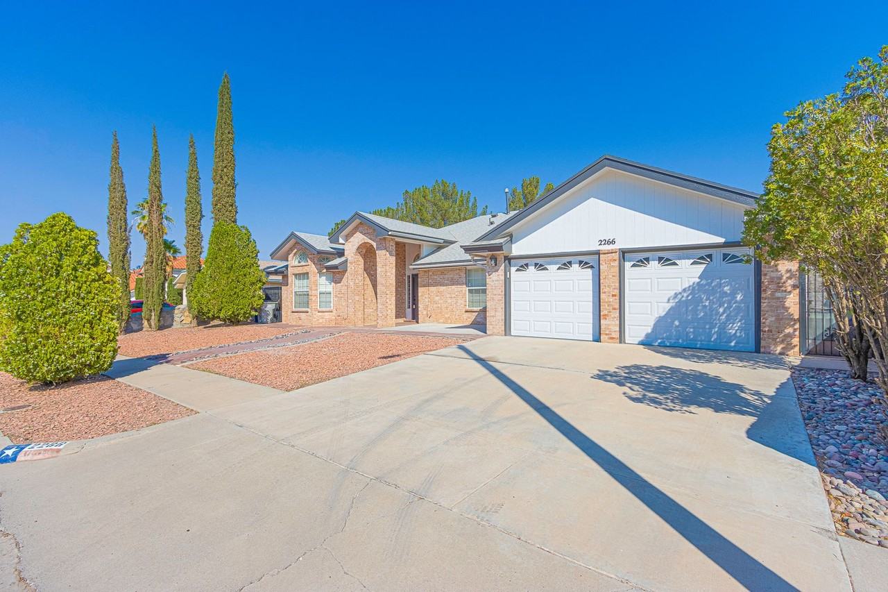 2266 Nancy Mcdonald Dr - Photo 2 of 30