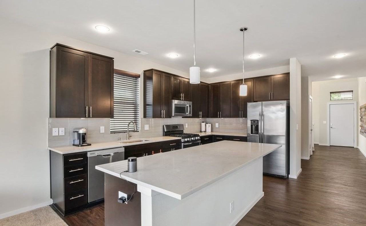 18403 139th St E - Photo 3 of 29