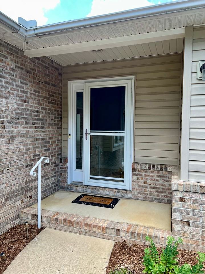 154 Laurel Ridge Pl - Photo 3 of 17