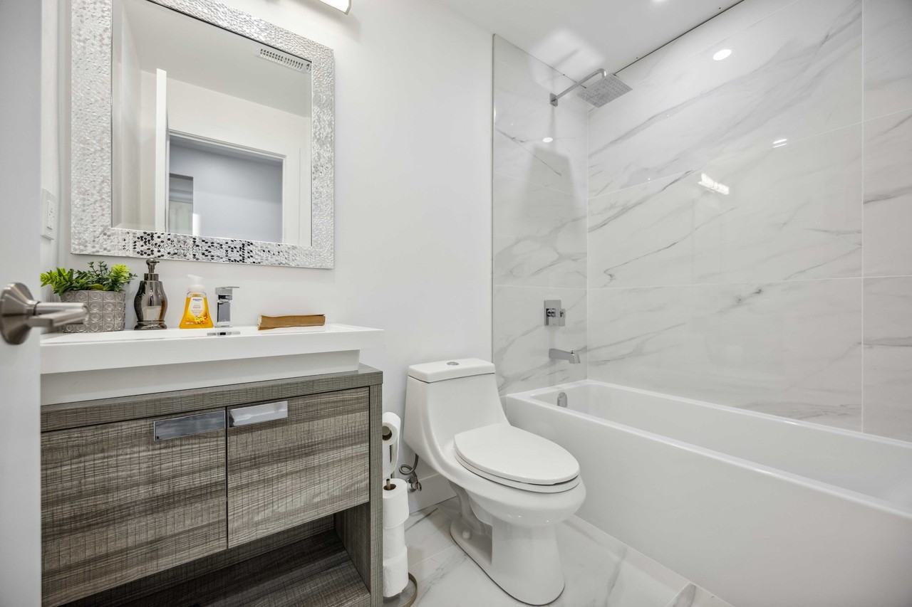 19 Hatfield Crescent #101 - Photo 7 of 10