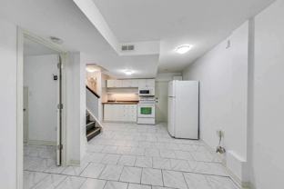 584 Northcliffe Boulevard #1B - Photo 1 of 1