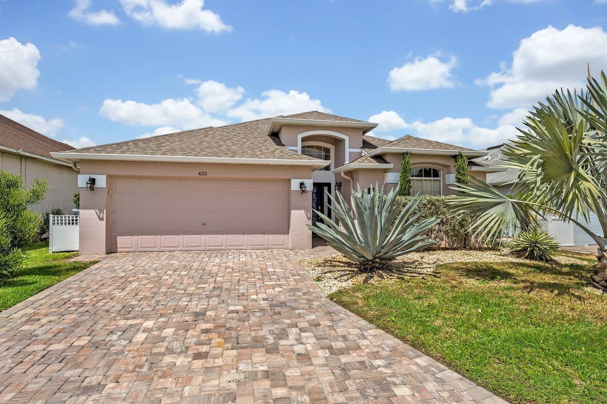 425 Cassia Dr - Photo 2 of 25