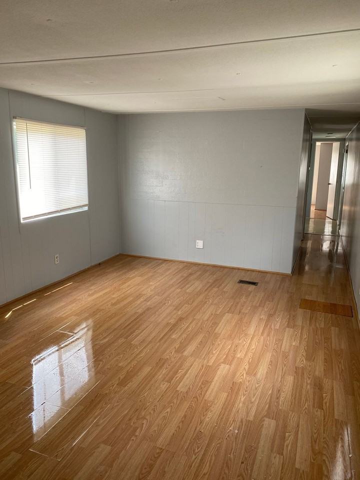 1562 Highway 6 - Photo 3 of 6