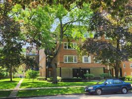 featured image of 2620 Central St