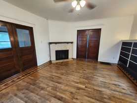 122 N Lawe St - Photo 1 of 1