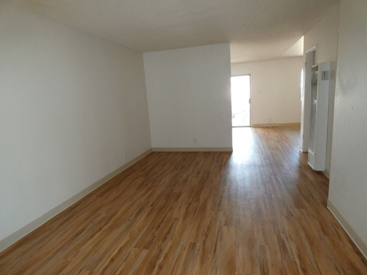 137 E Mcelhany Ave #F - Photo 3 of 6