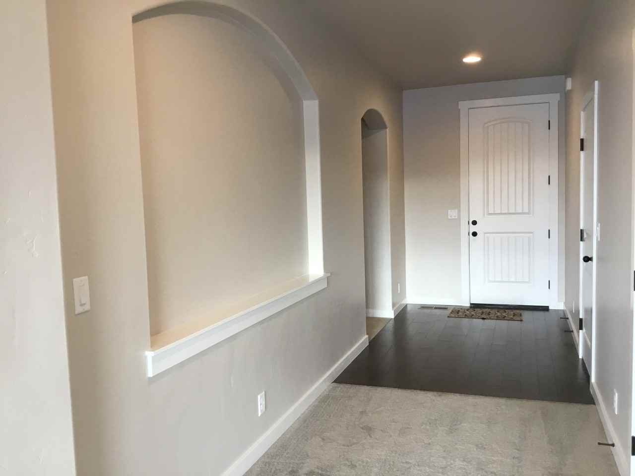 5613 W Kincreag St - Photo 3 of 28