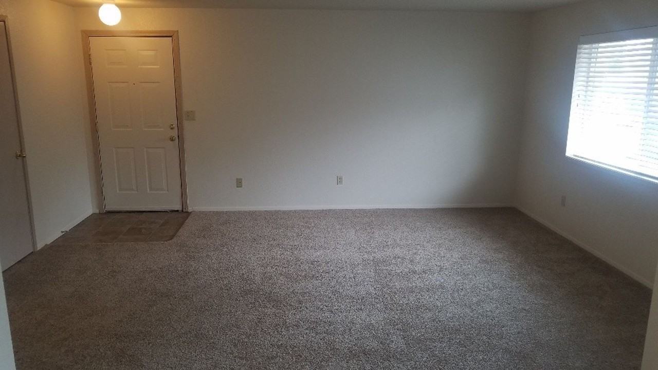 122-Ring Manor - Photo 3 of 28