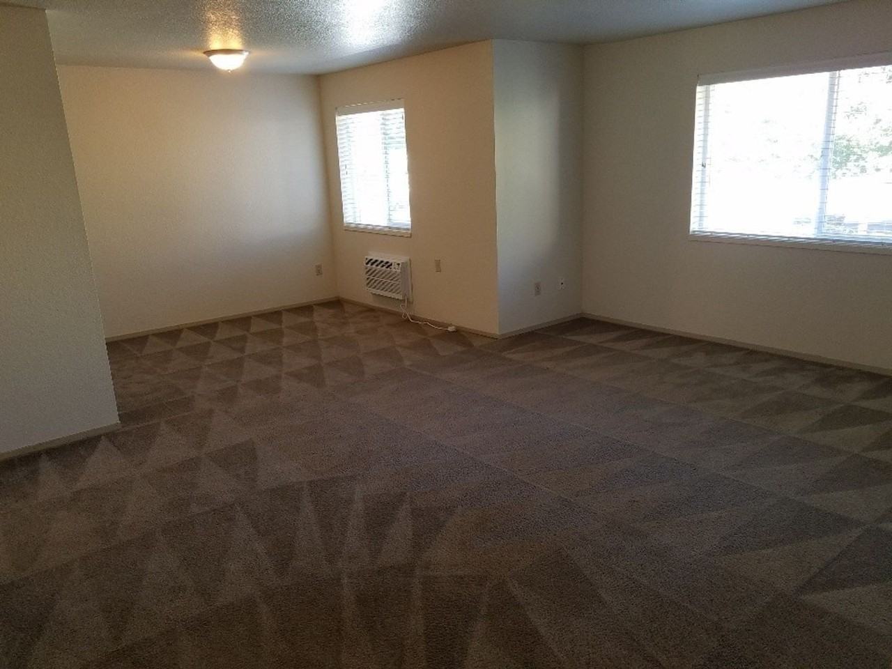 122-Ring Manor - Photo 5 of 28