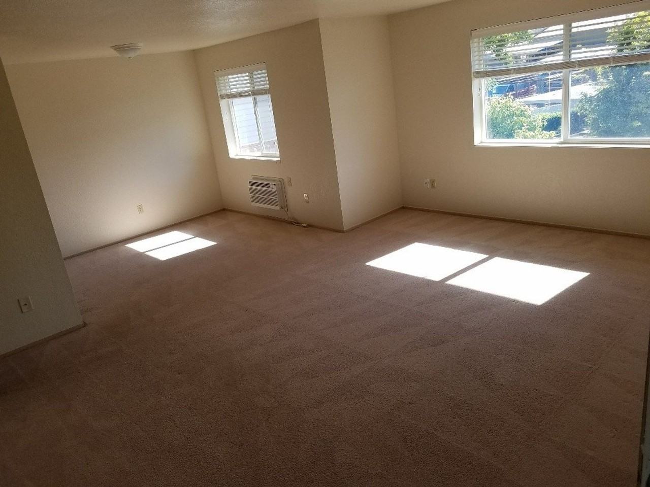 122-Ring Manor - Photo 6 of 28