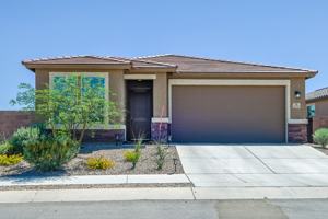 featured image of 6590 E Via Arroyo Largo