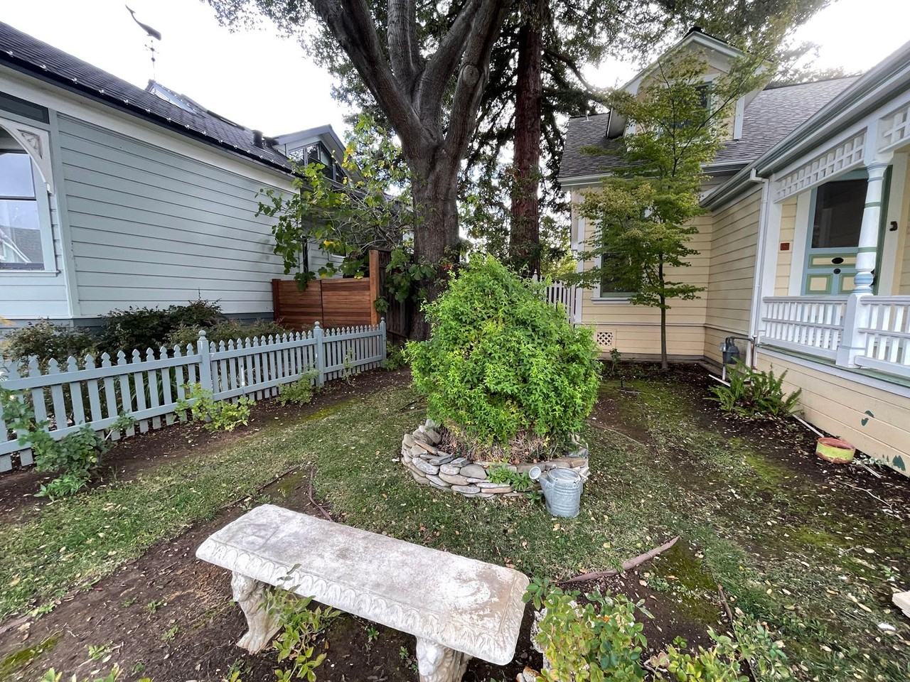 122 Tait Ave - Photo 3 of 16