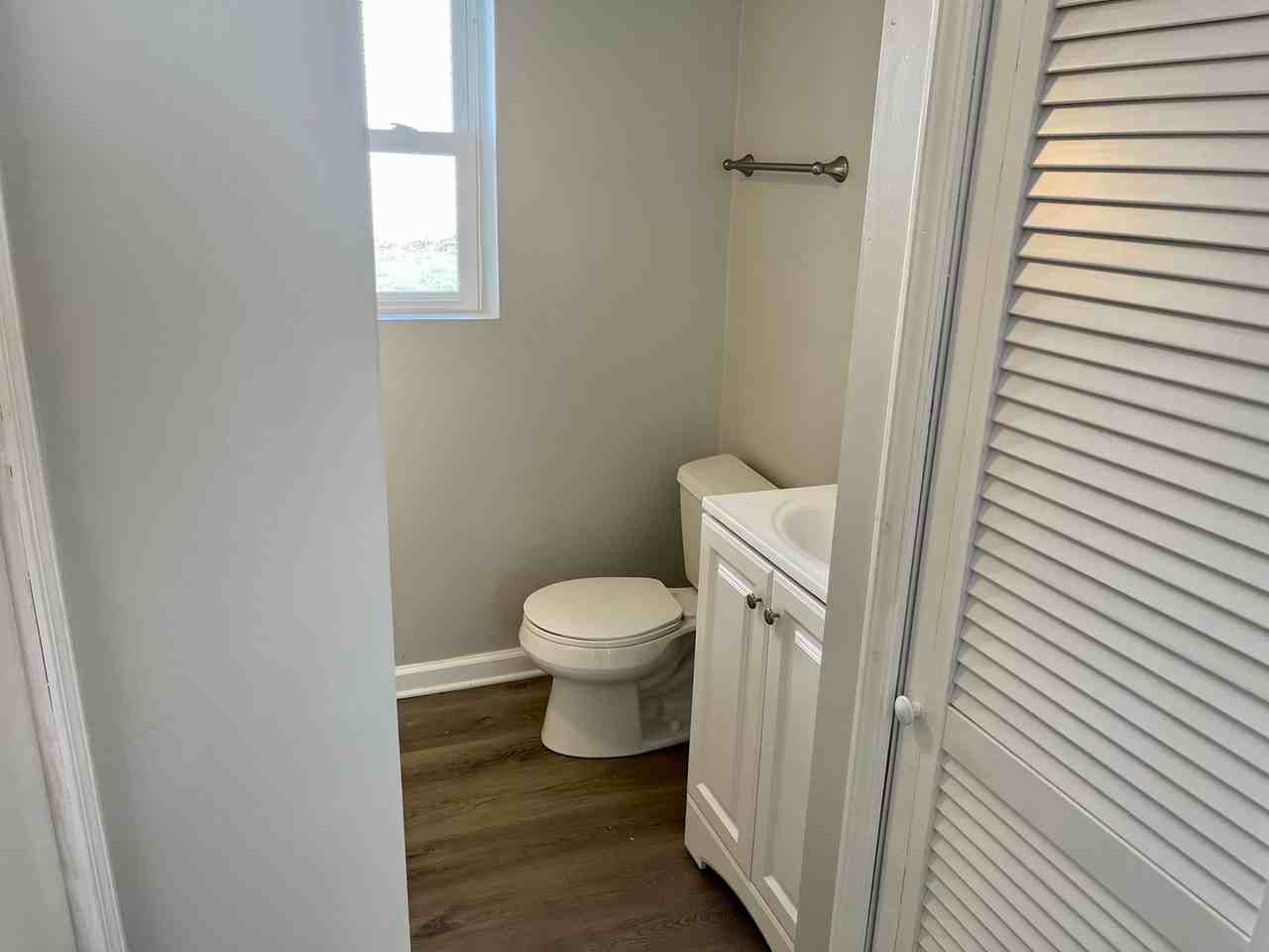 1404 Willard Ave - Photo 6 of 7