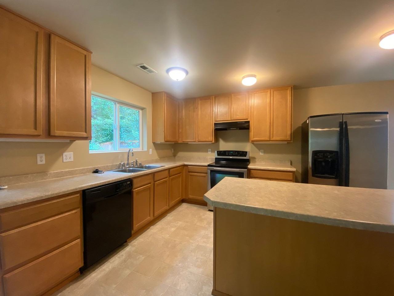 21367 Se 299th Way - Photo 4 of 27