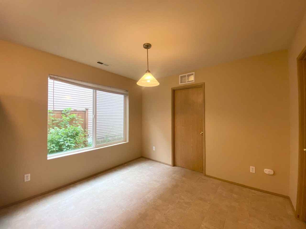 21367 Se 299th Way - Photo 7 of 27
