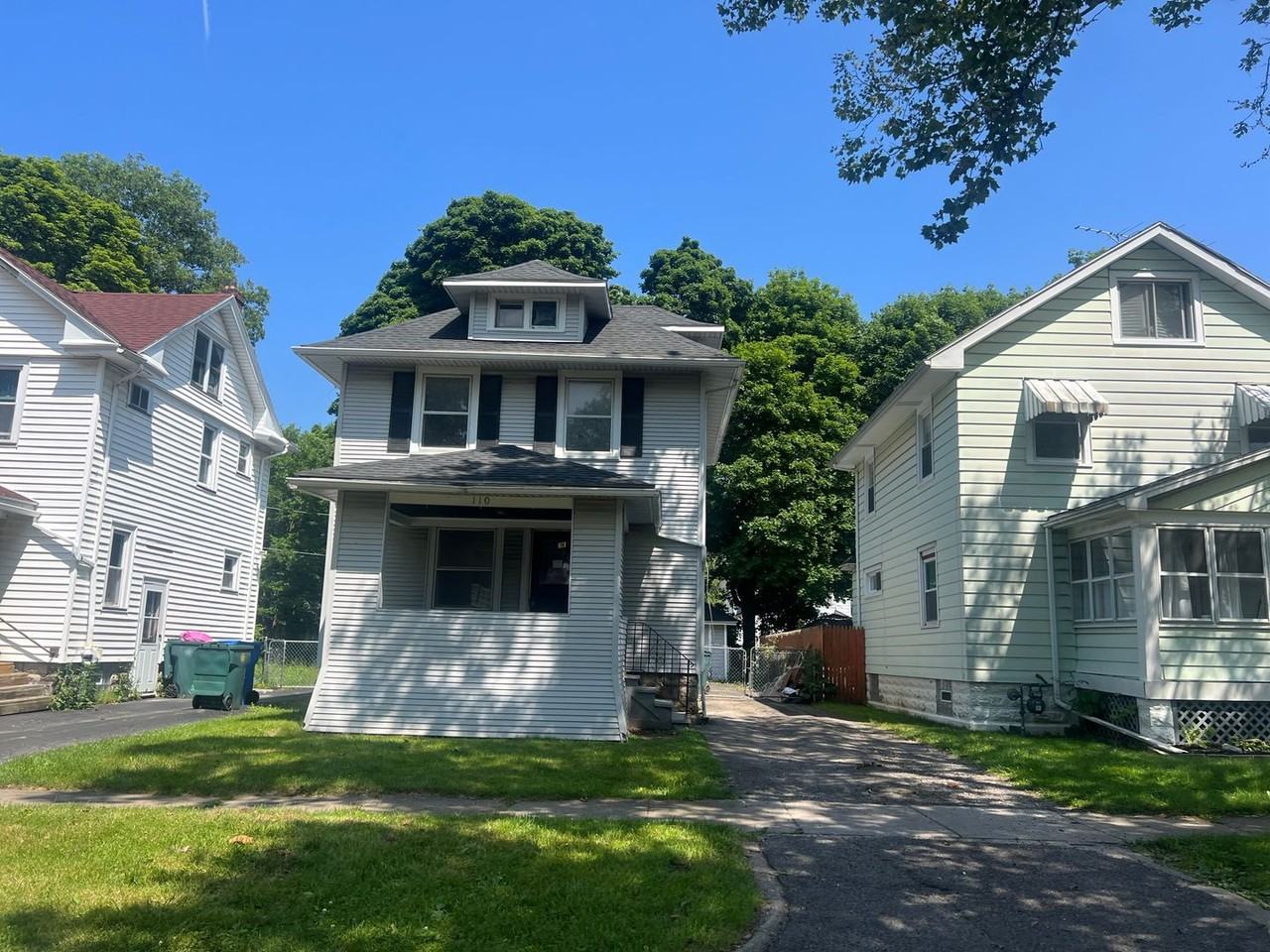 110 Bedford St - Photo 2 of 30