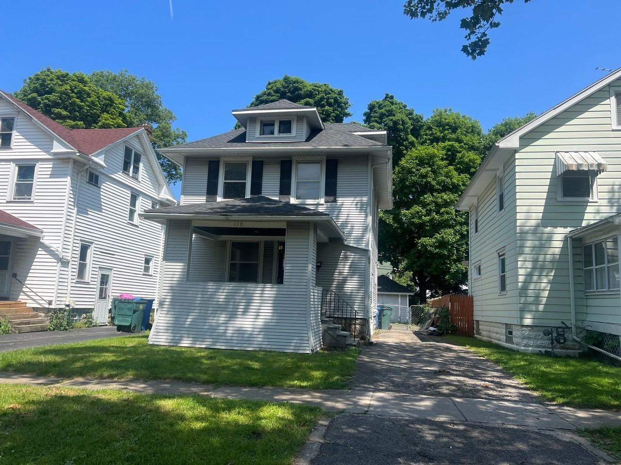 110 Bedford St - Photo 3 of 30