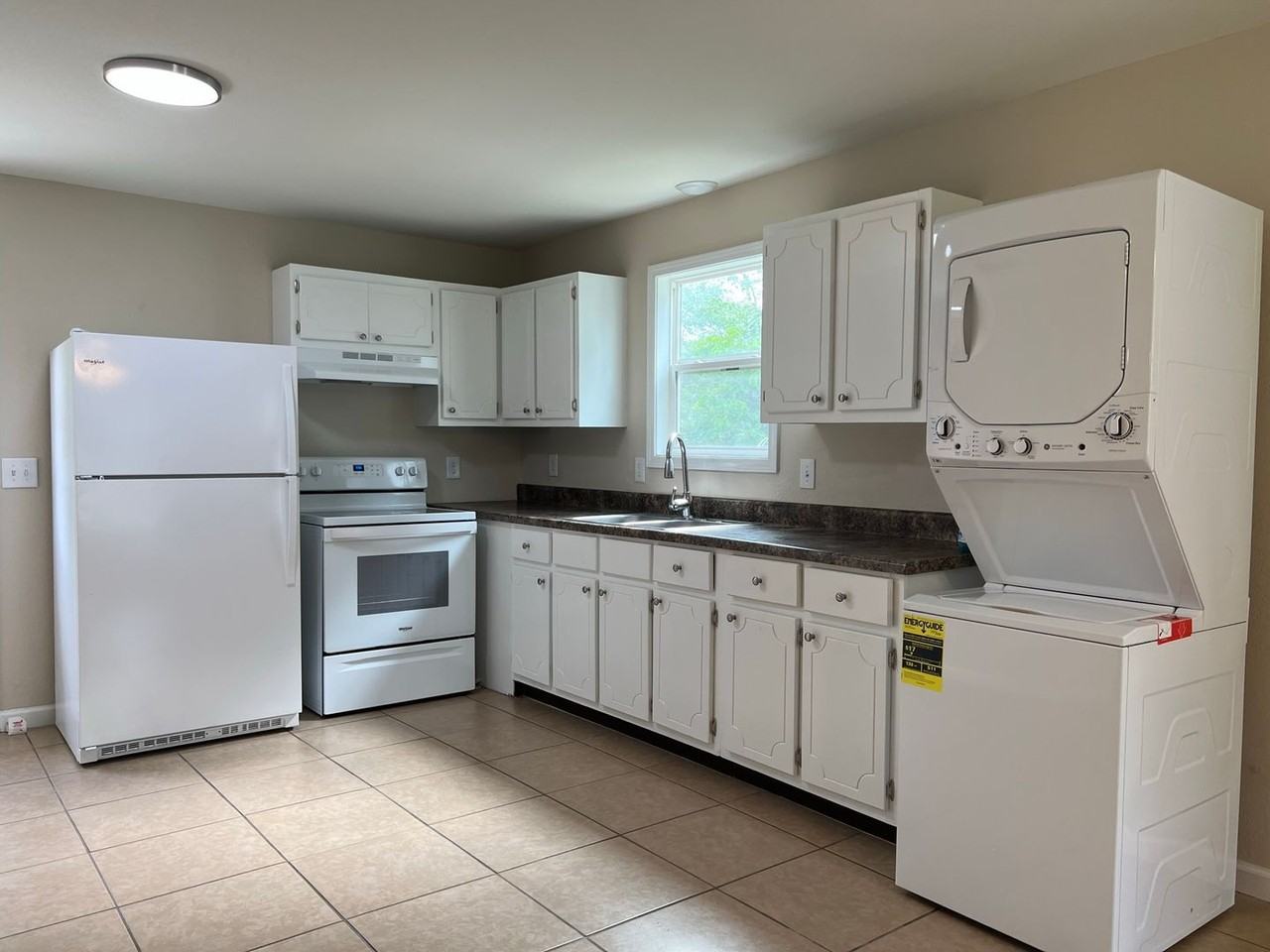 190 Cedar Grove Rd #B - Photo 6 of 14