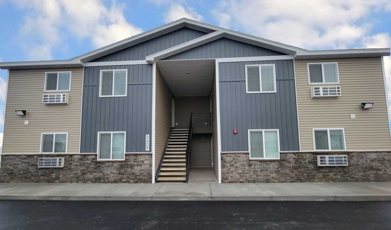 3609 E Gample Ave - Photo 2 of 9