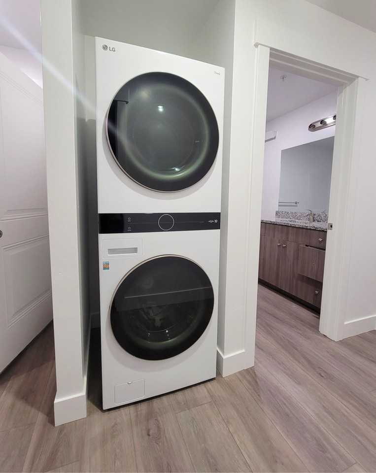 3609 E Gample Ave - Photo 4 of 9