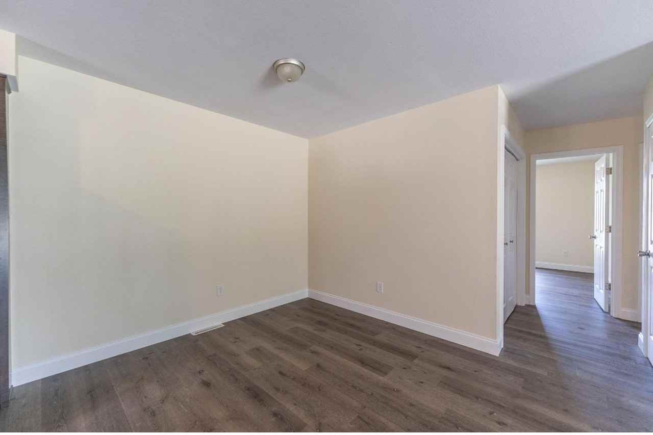 315 E Redwood St - Photo 4 of 10