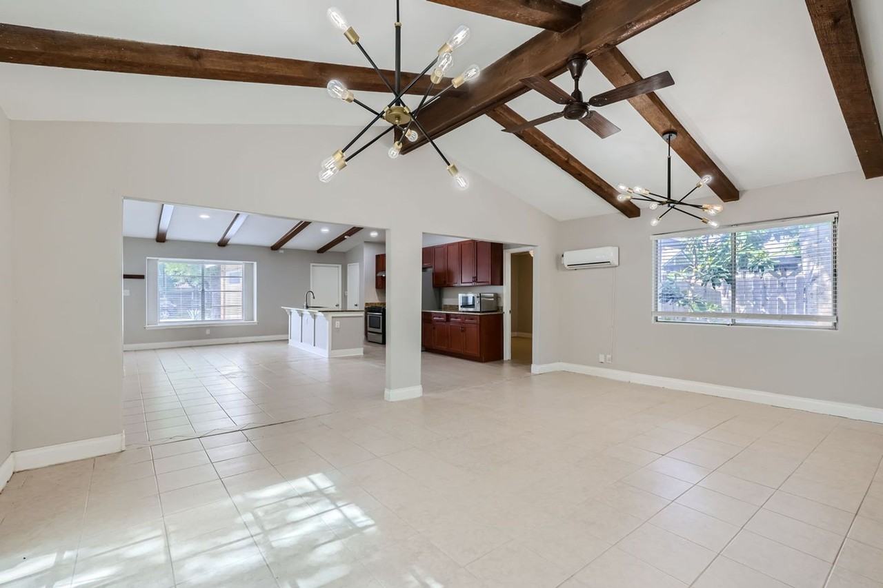 4315 Summer Sun Ln - Photo 6 of 23