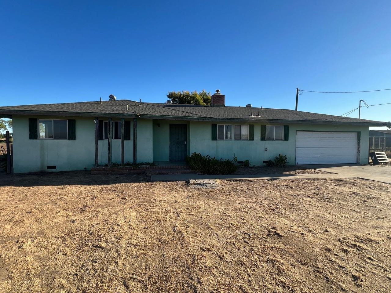 12640 Le Grand Rd - Photo 3 of 9
