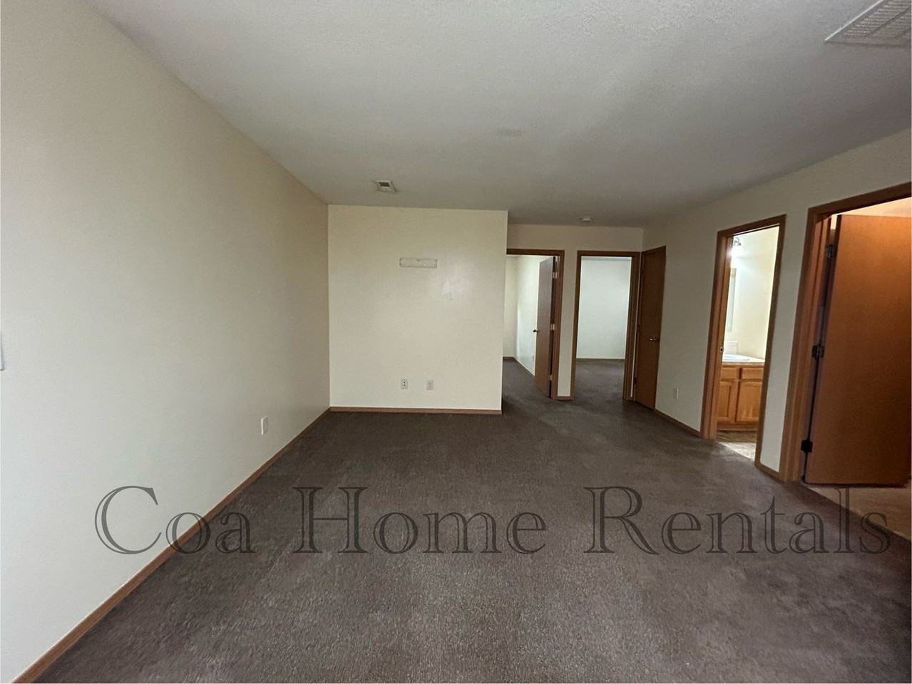 1129 N New York Ave - Photo 2 of 9