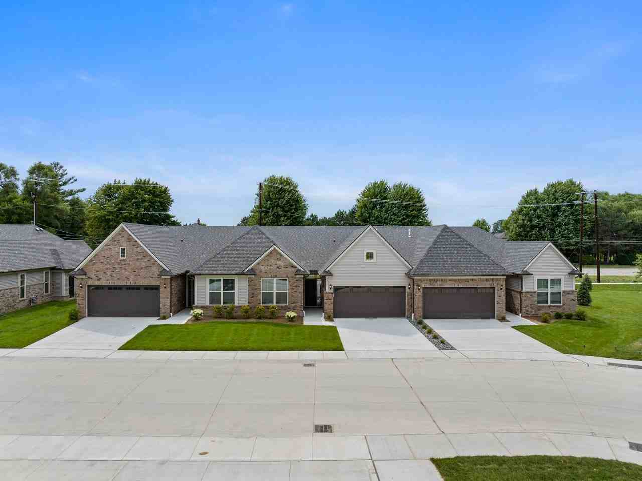 Walden Parc Apartments - Photo 3 of 41