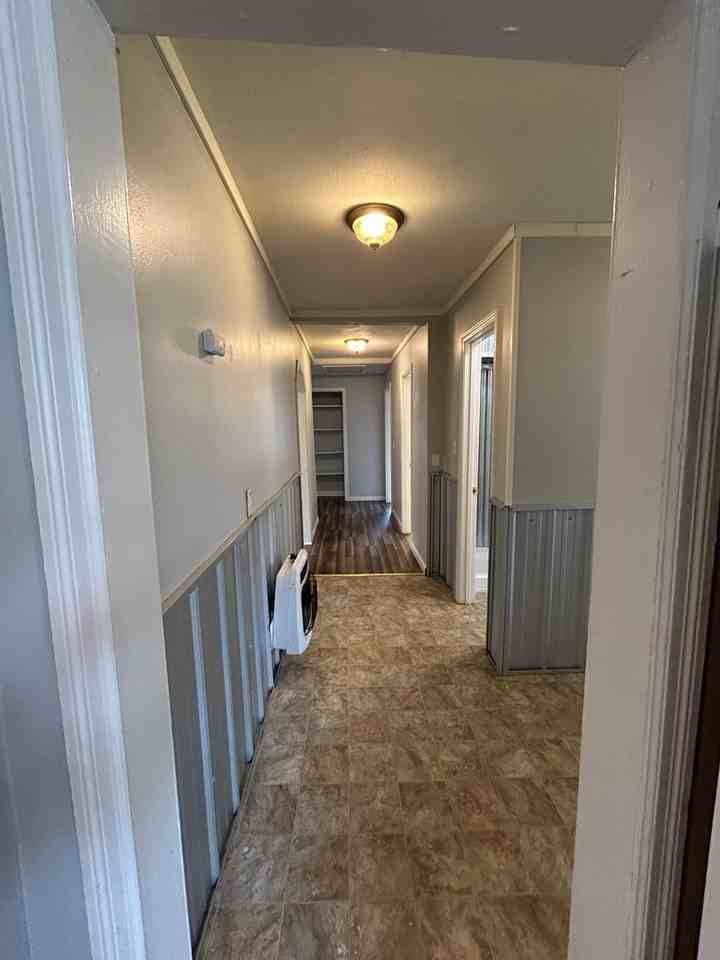 215 Greenleaf St Sw - Photo 6 of 15