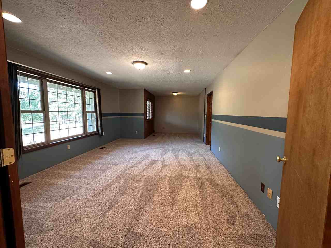 18040 Highway 22 - Photo 5 of 25