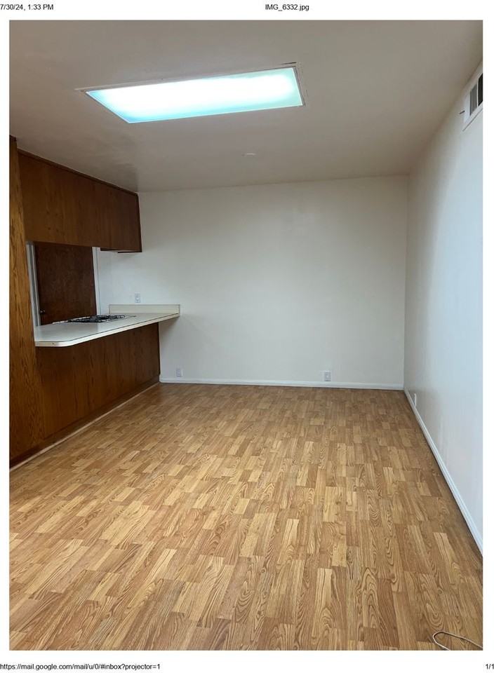 65 E 10th St - Photo 3 of 11