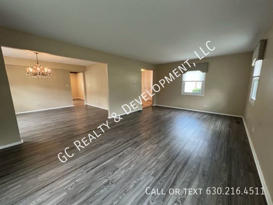 920 Belmar Ln - Photo 3 of 28