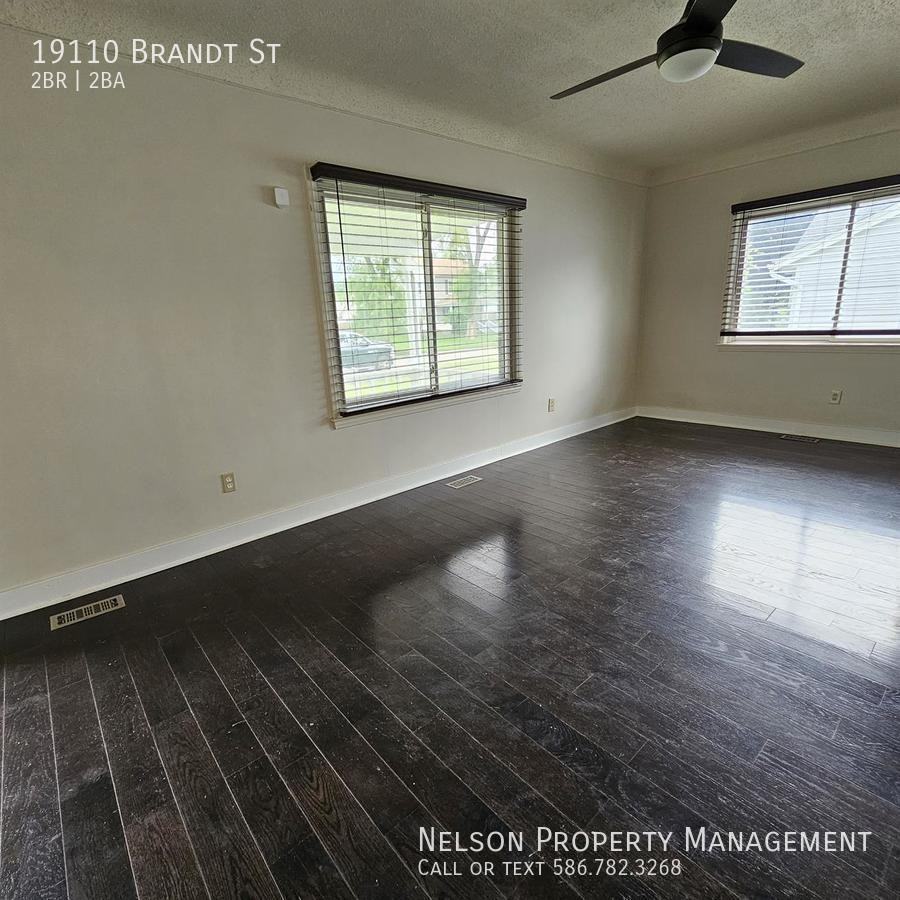 19110 Brandt St - Photo 2 of 21