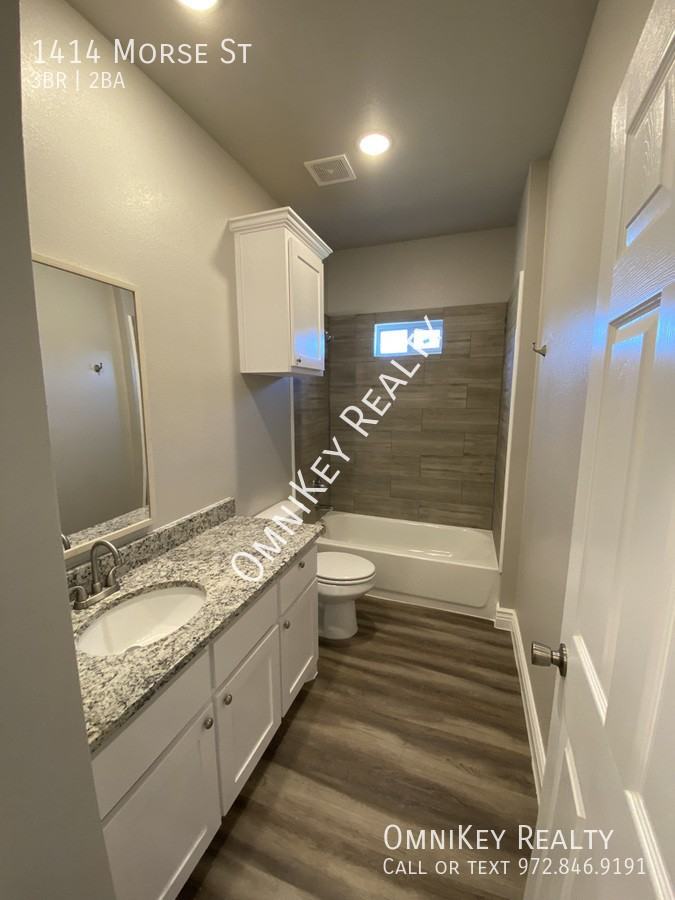 1414 Morse St - Photo 7 of 11