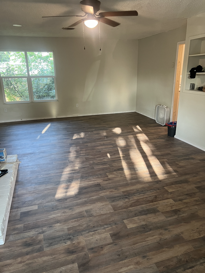 1605 Jackson St #NA - Photo 2 of 12