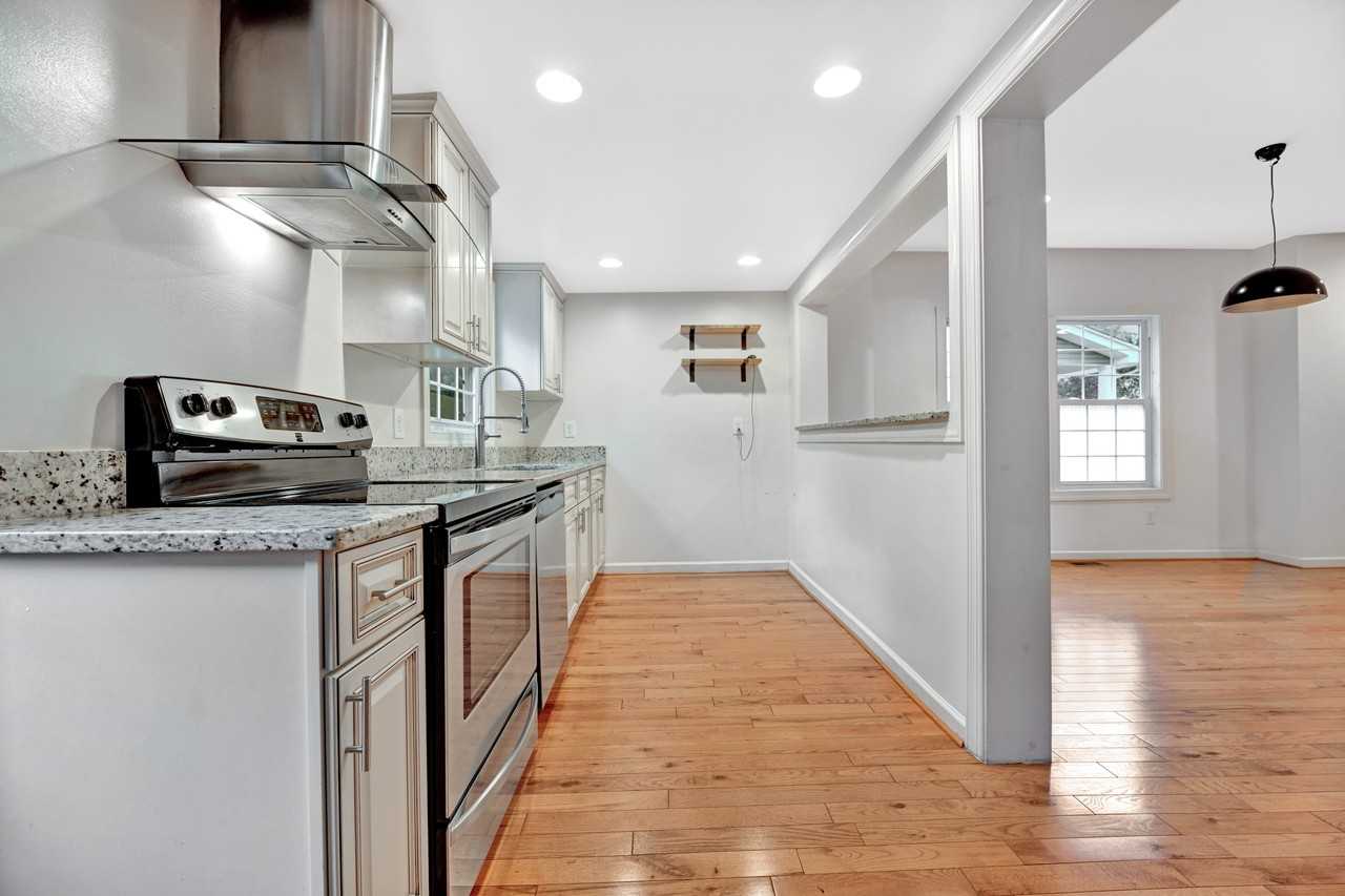 4013 35th Street - Photo 5 of 20