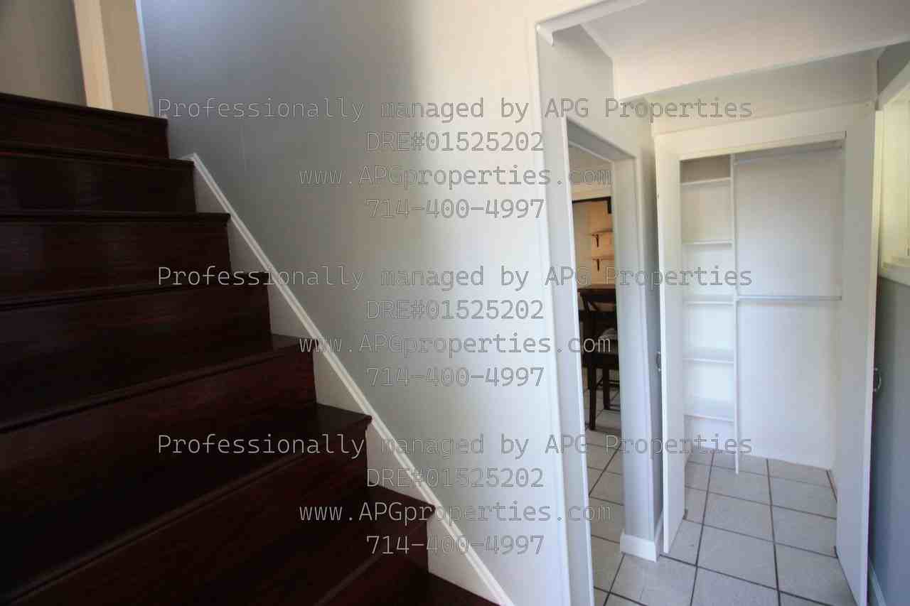 136 1/2 N Yale Ave - Photo 6 of 17