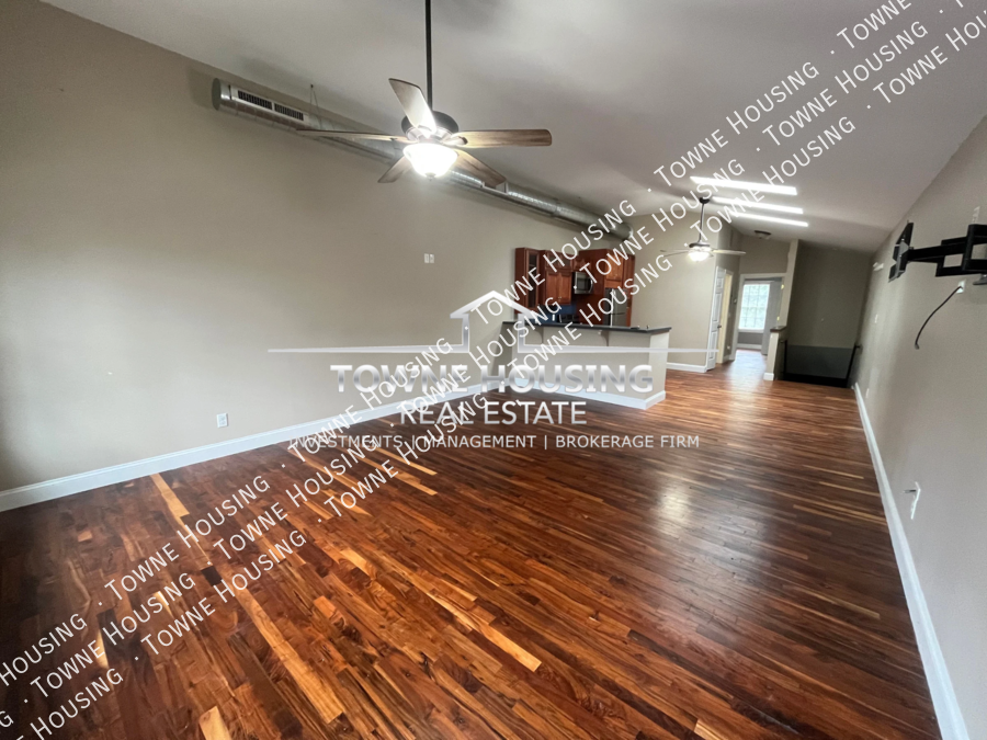 449 Center St - Photo 2 of 13