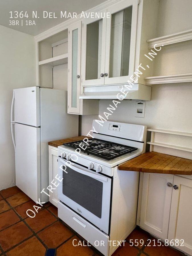 1364 N Del Mar Ave - Photo 7 of 17