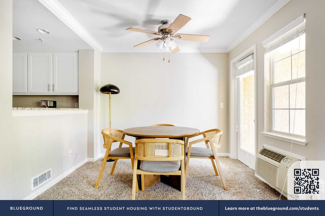 1535 Vista Club Cir #509 - Photo 7 of 33